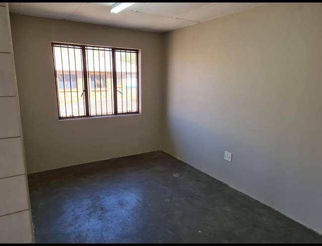 510M² WAREHOUSE TO LET IN WADEVILLE